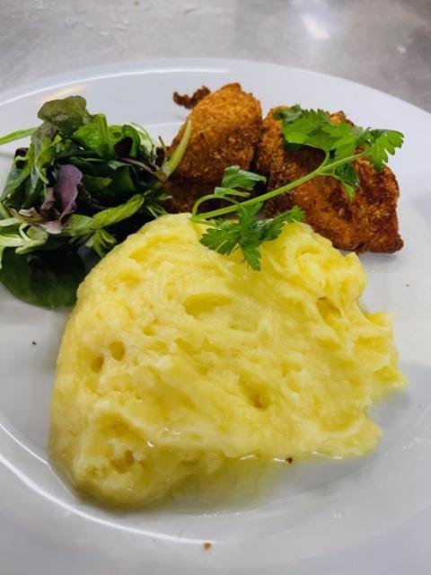 Pivovar Maly Janek - Restaurace, Penzion A Stany Jince ภายนอก รูปภาพ